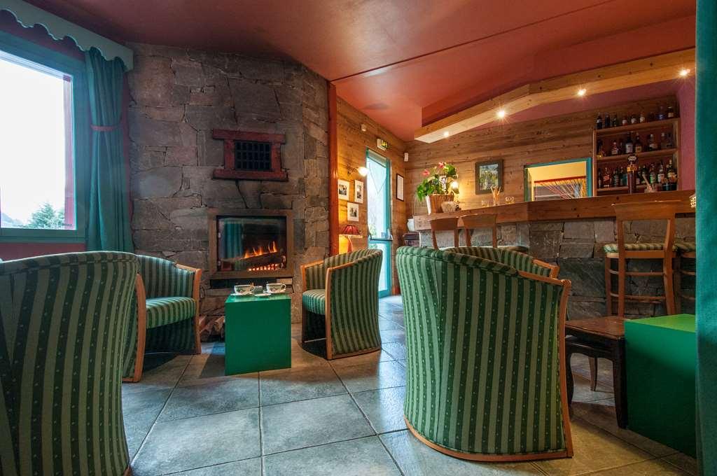 Brit Hotel Florimont Saint-Ferréol レストラン 写真