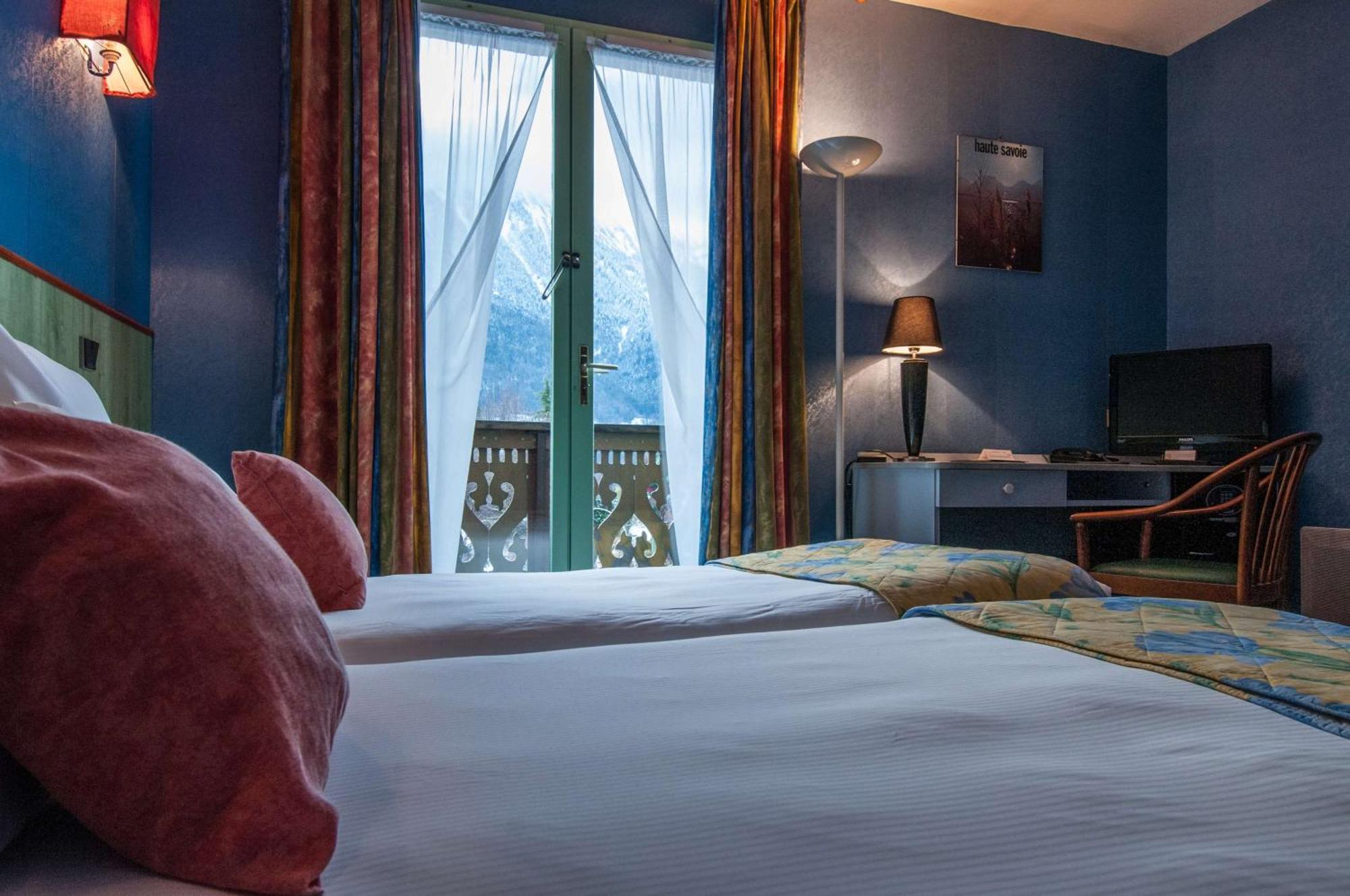 Brit Hotel Florimont Saint-Ferréol エクステリア 写真